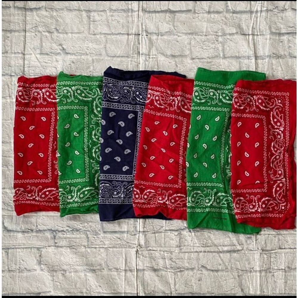 Bandana 6 bundle1 navy blue 3 red & 2 green 19”